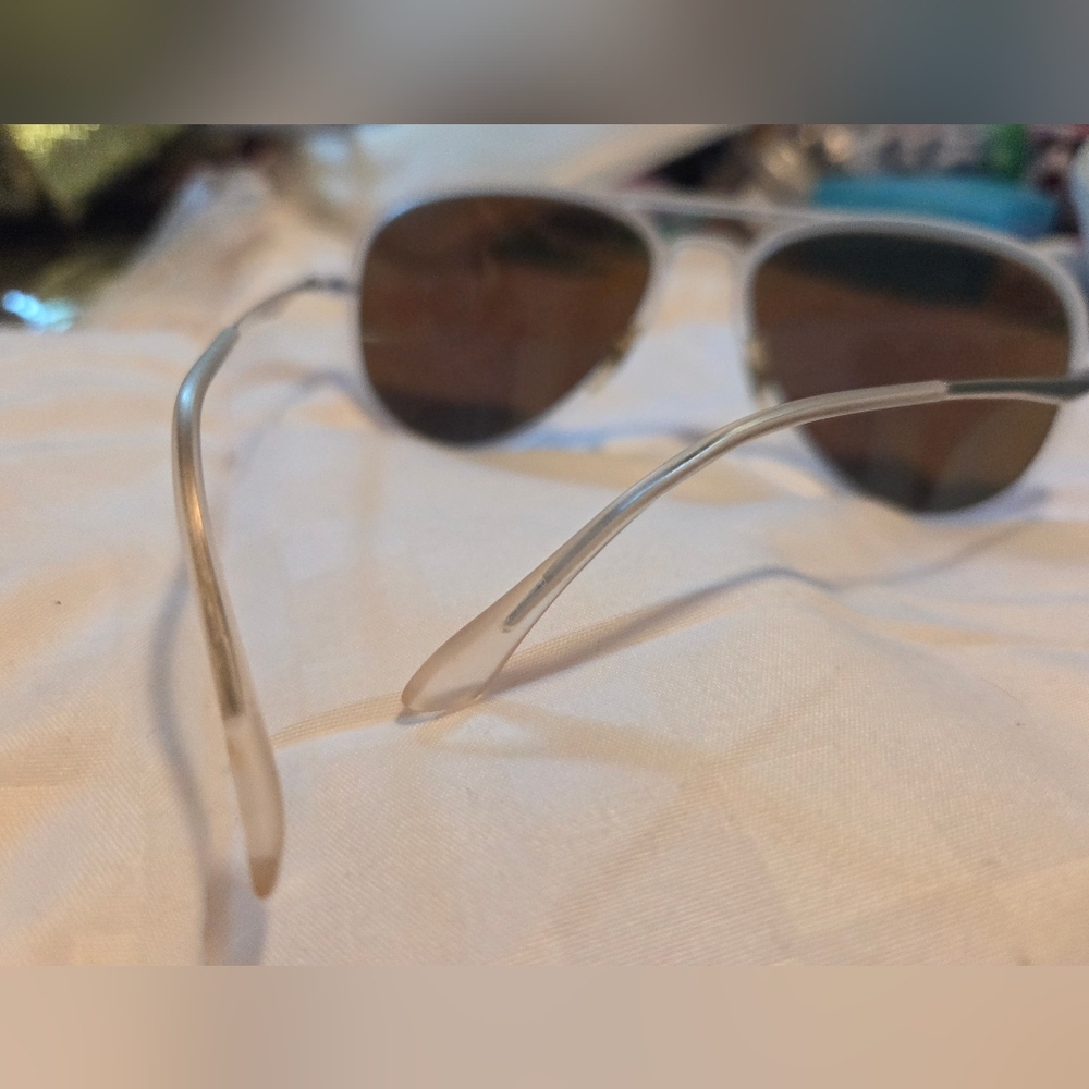 Ray-Ban Aviator Light Ray Sunglasses  RB4211 - Picture 2 of 7